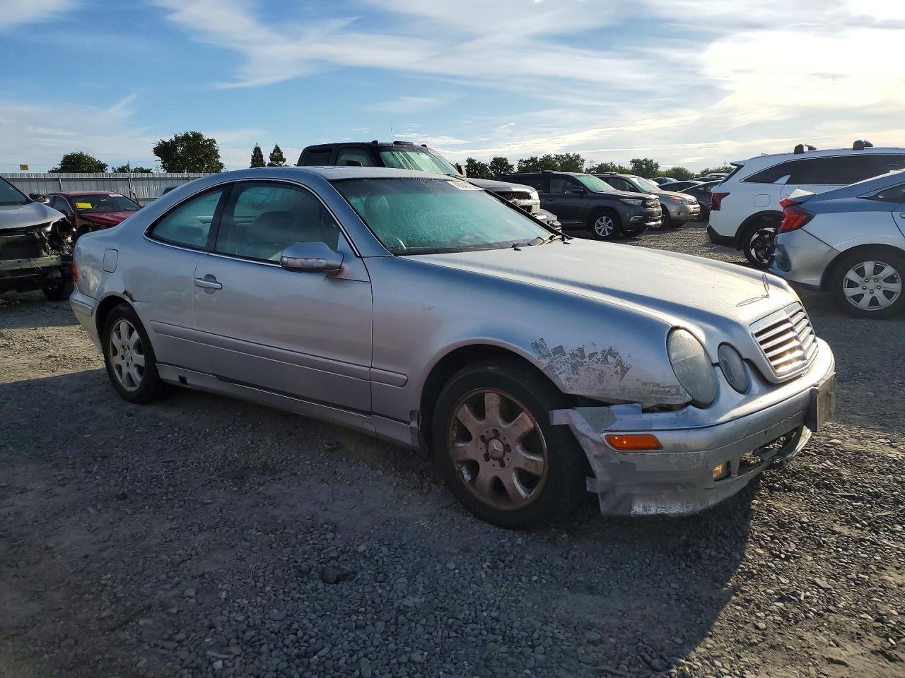 2000 Mercedes-Benz Clk 320 - Фото 4