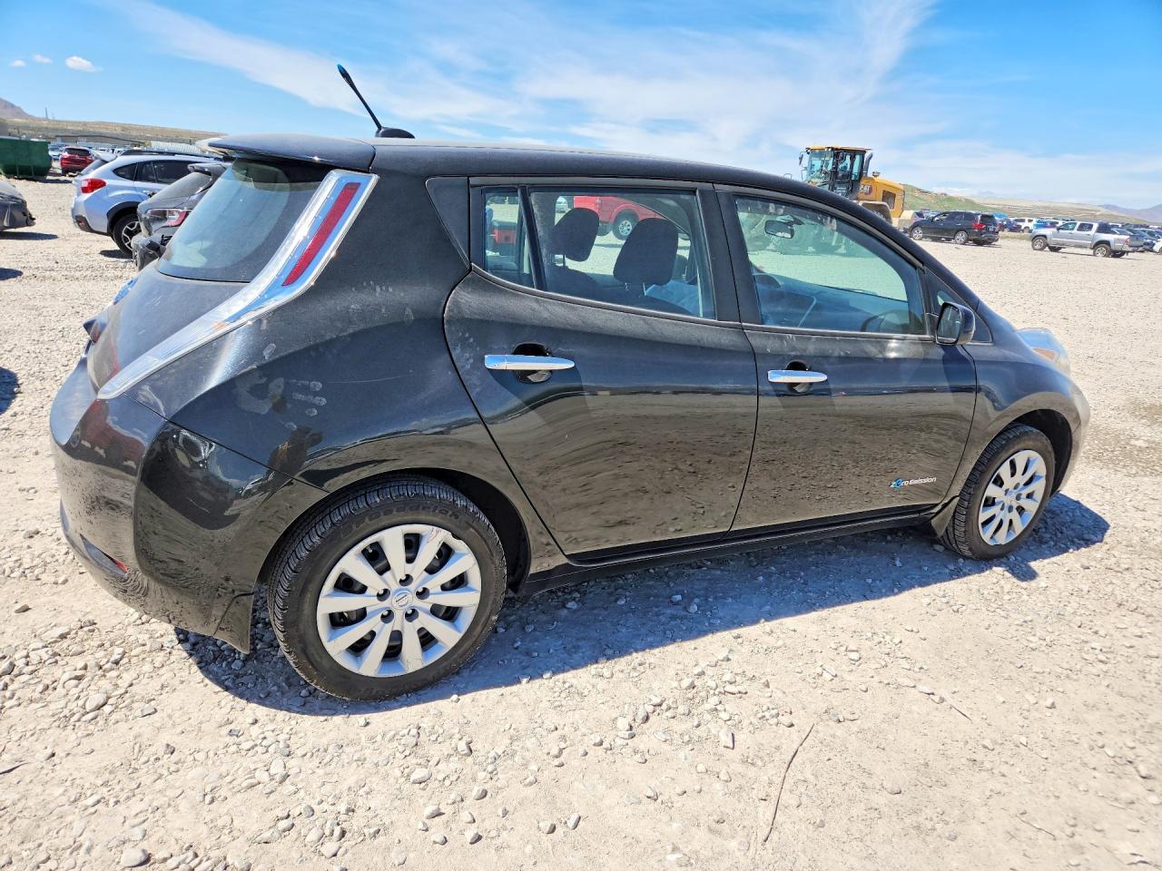 2014 Nissan Leaf S - Image 3