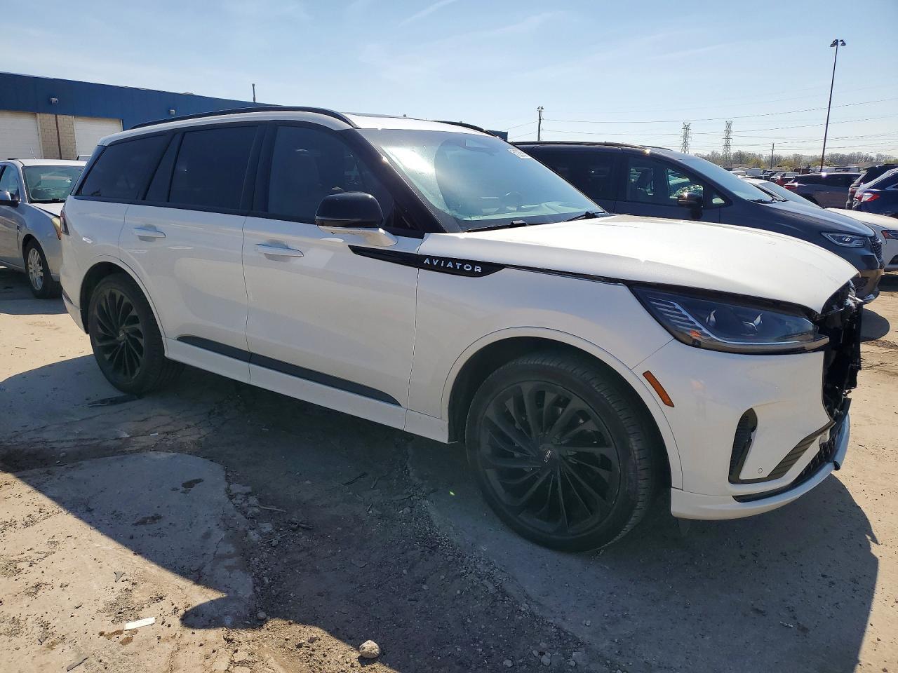 2025 Lincoln Aviator Reserve - Фото 4