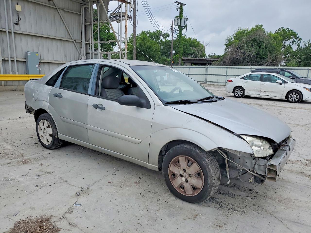 2007 Ford Focus Zx4 - Фото 4