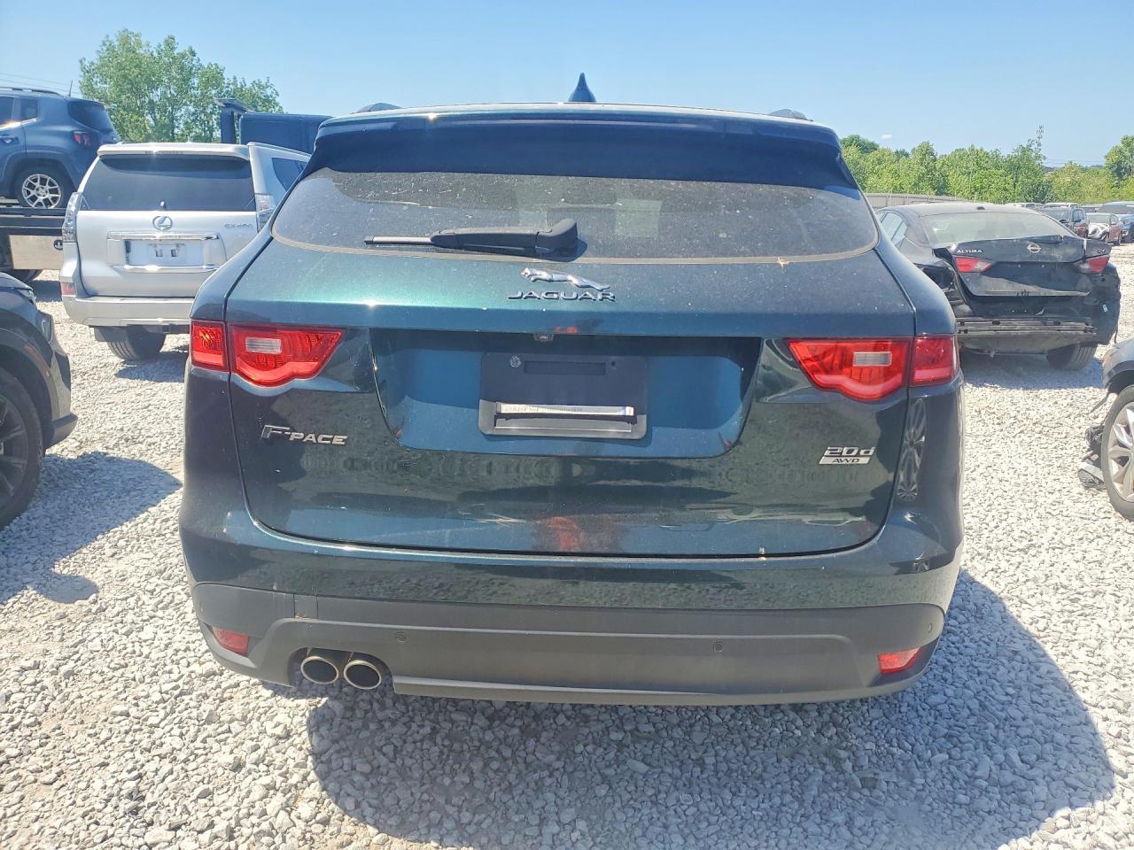 2017 Jagu F-Pace Pre - Фото 6