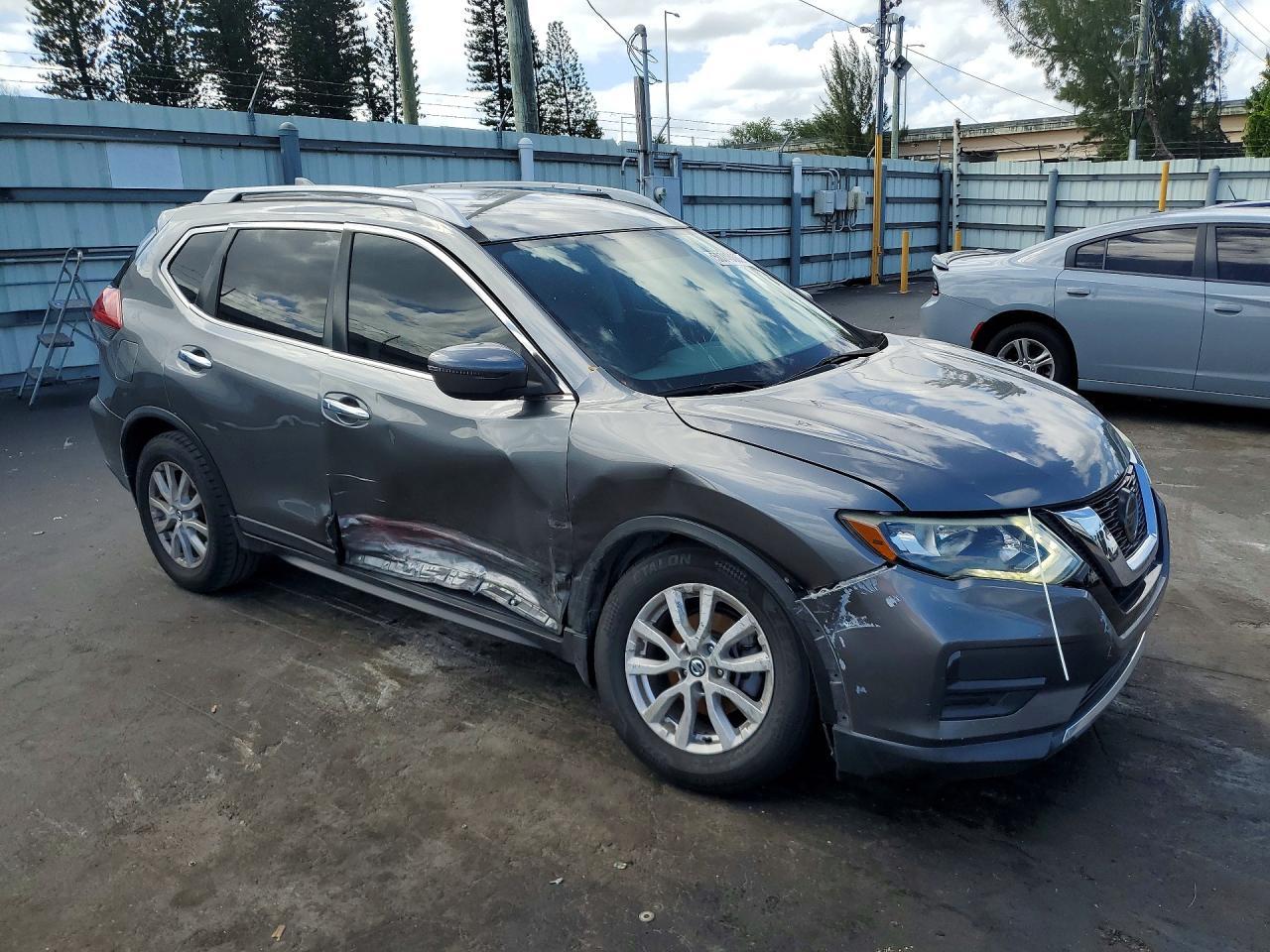 2018 Nissan Rogue - Фото 4