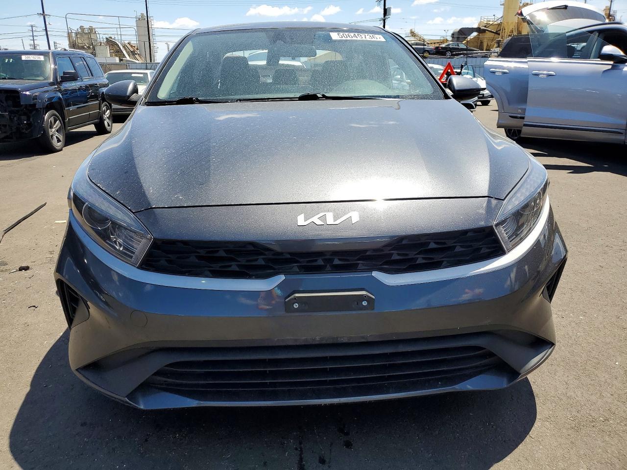2024 Kia Forte Lxs - Image 5