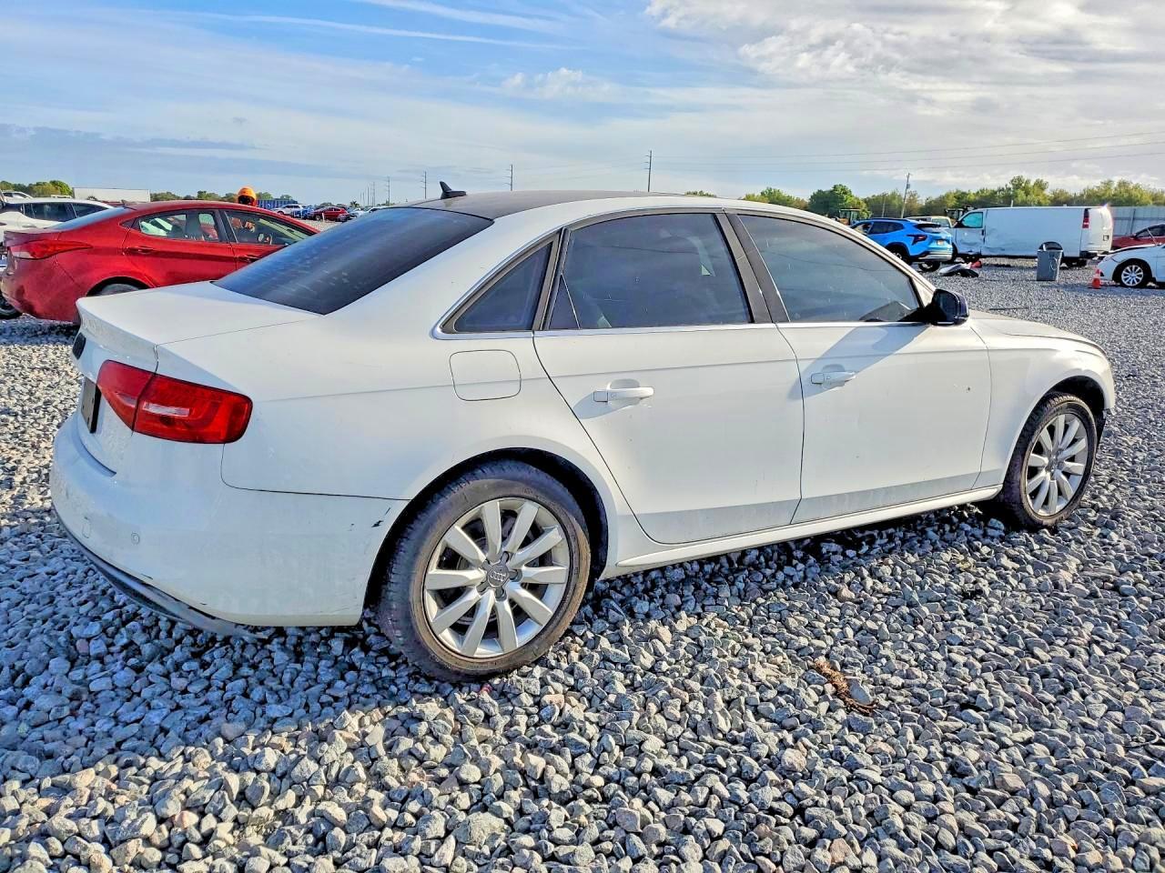 2014 Audi A4 Premium - Фото 3