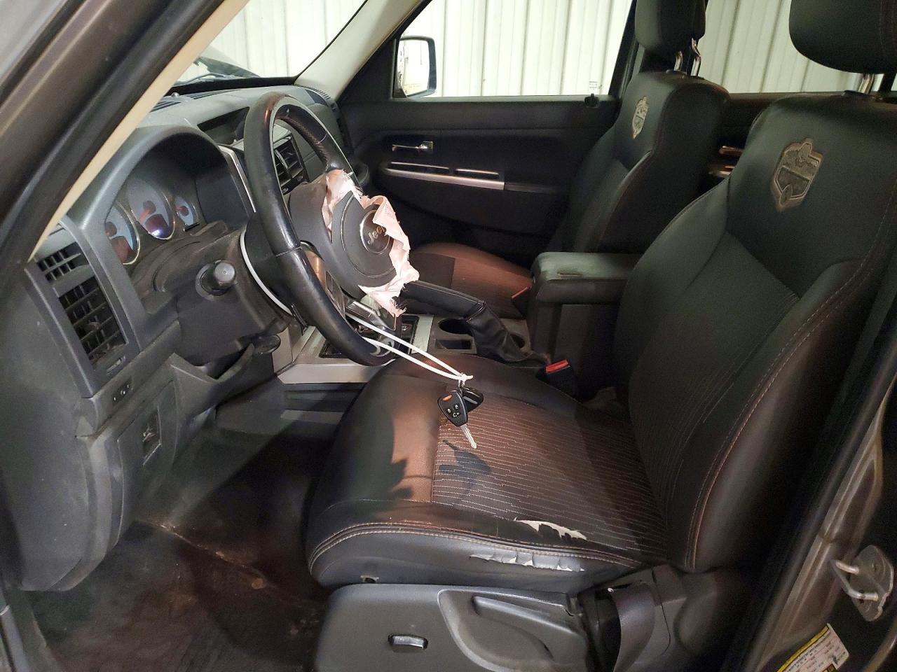 2012 Jeep Liberty Sport - Фото 7