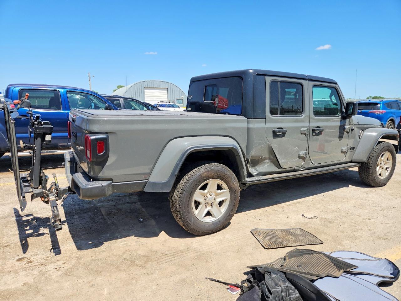 2021 Jeep Gladiator Sport - Image 3