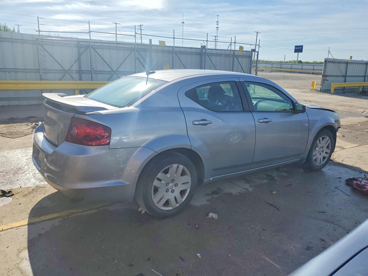 2014 Dodge Avenger Se - Image 3
