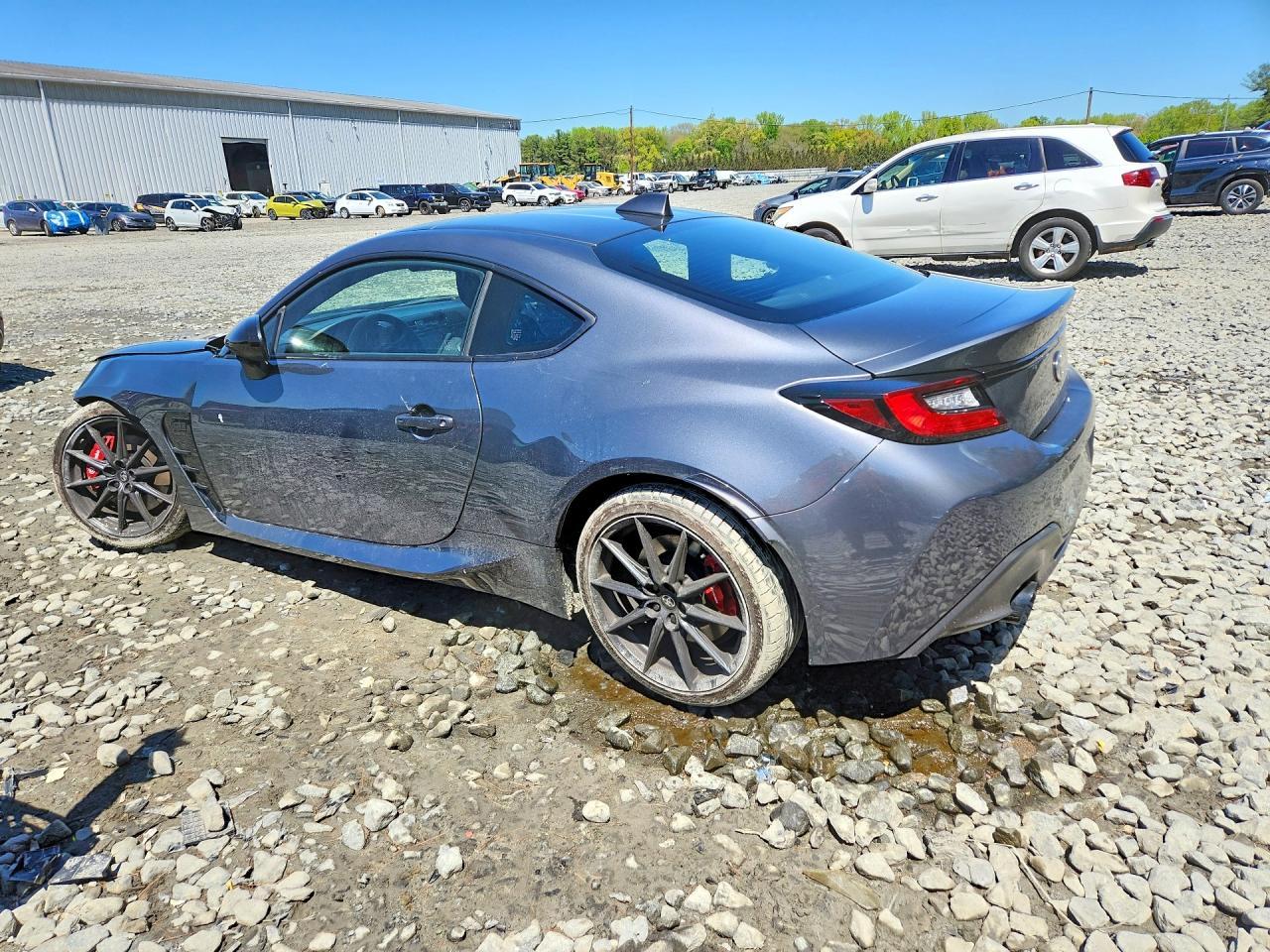 2025 Toyota Gr 86 - Image 2