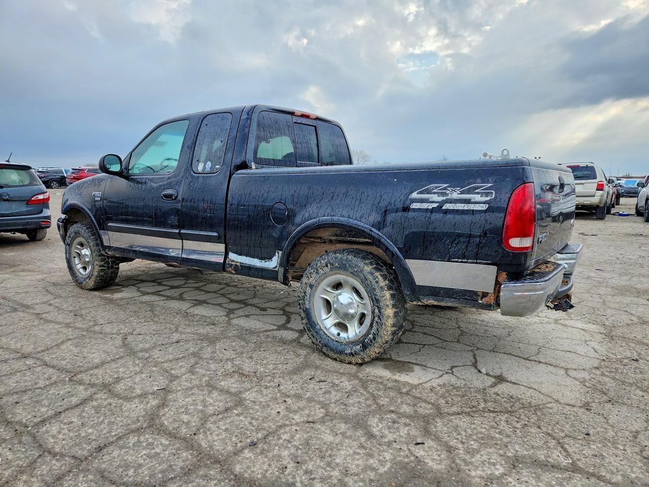 1999 Ford F150 - Image 2