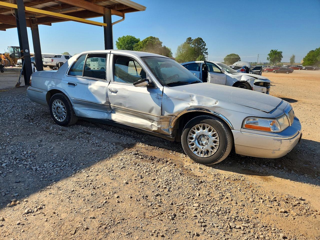 2003 Mercury Grand Marquis Gs - Image 4