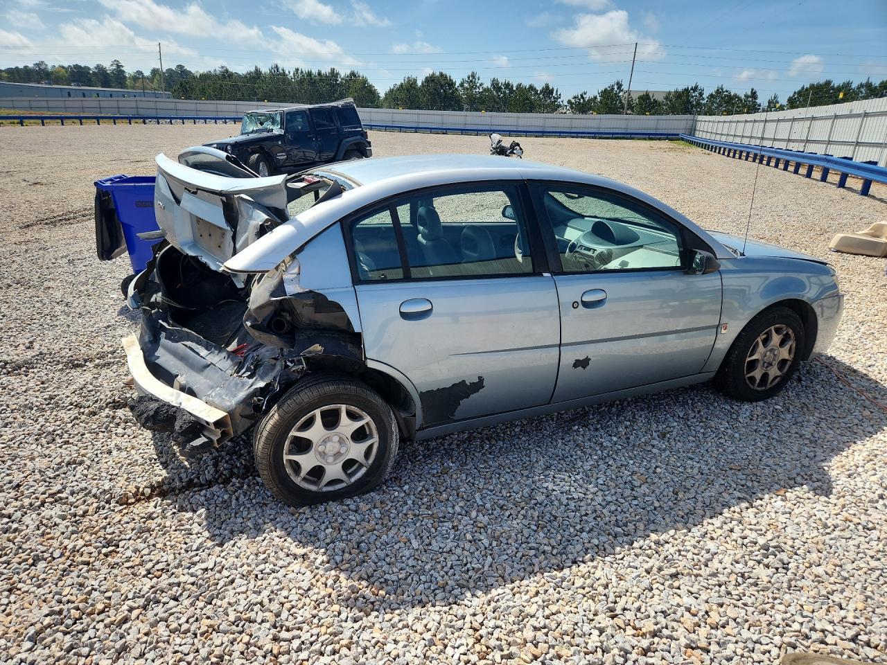 2003 Saturn Ion - Фото 3