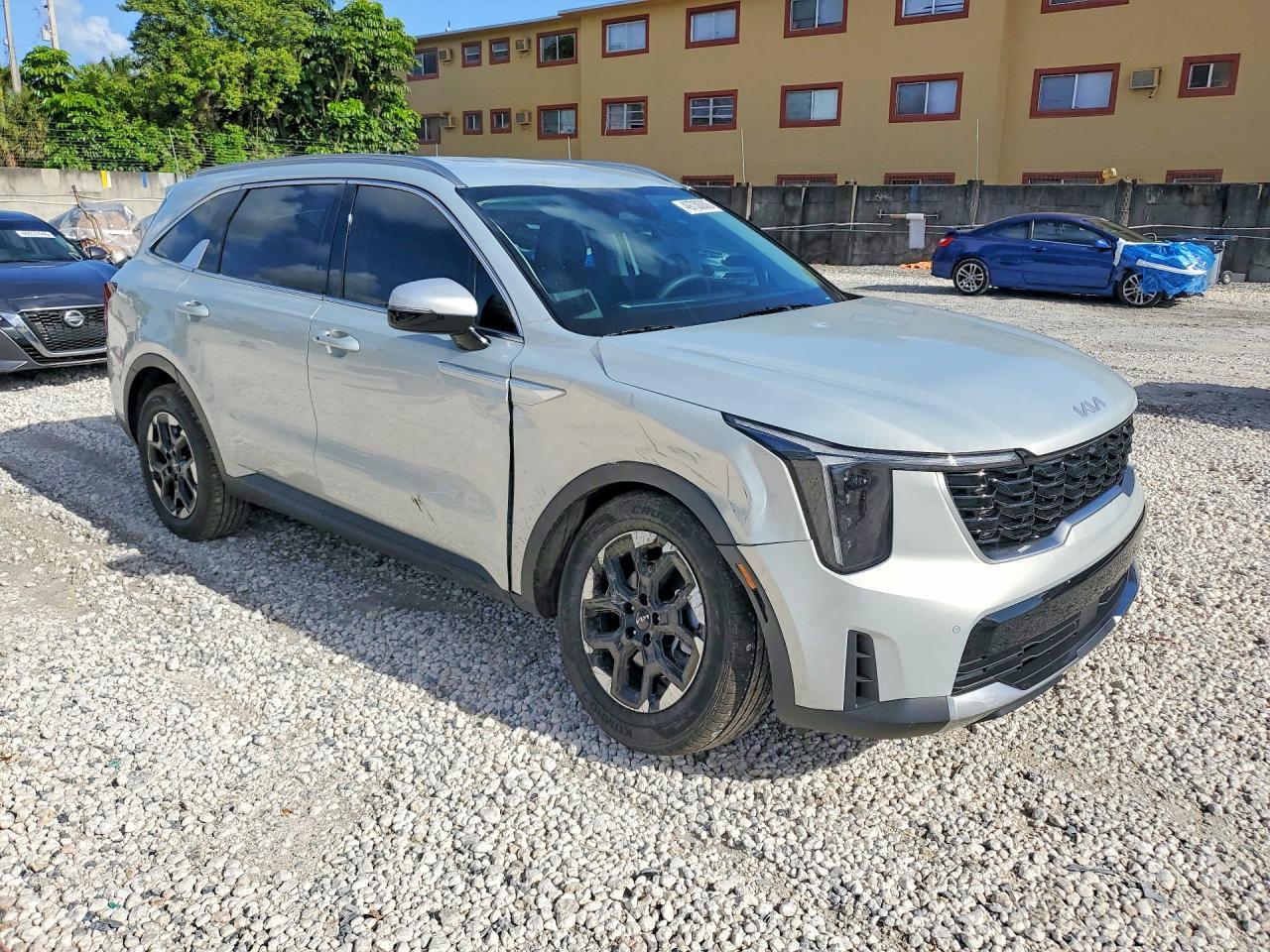2026 Kia Sorento S - Image 4