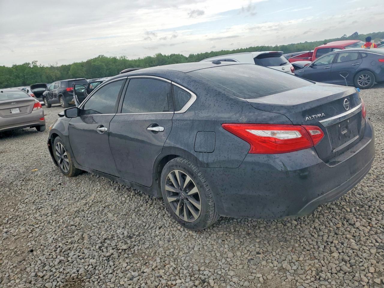 2017 Nissan Altima 2.5 Sv - Фото 2