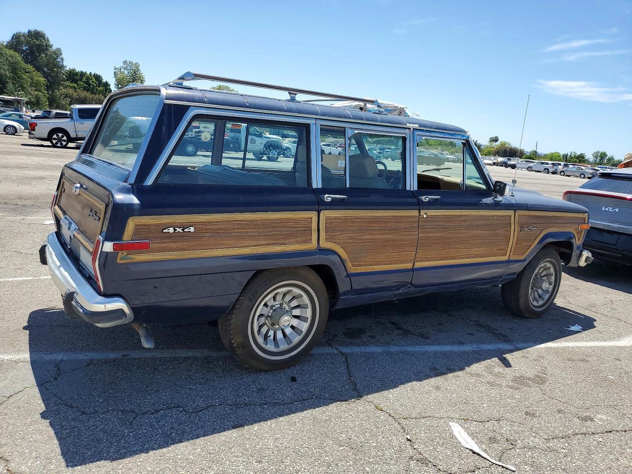 1987 Jeep Grand Wagoneer - Image 3
