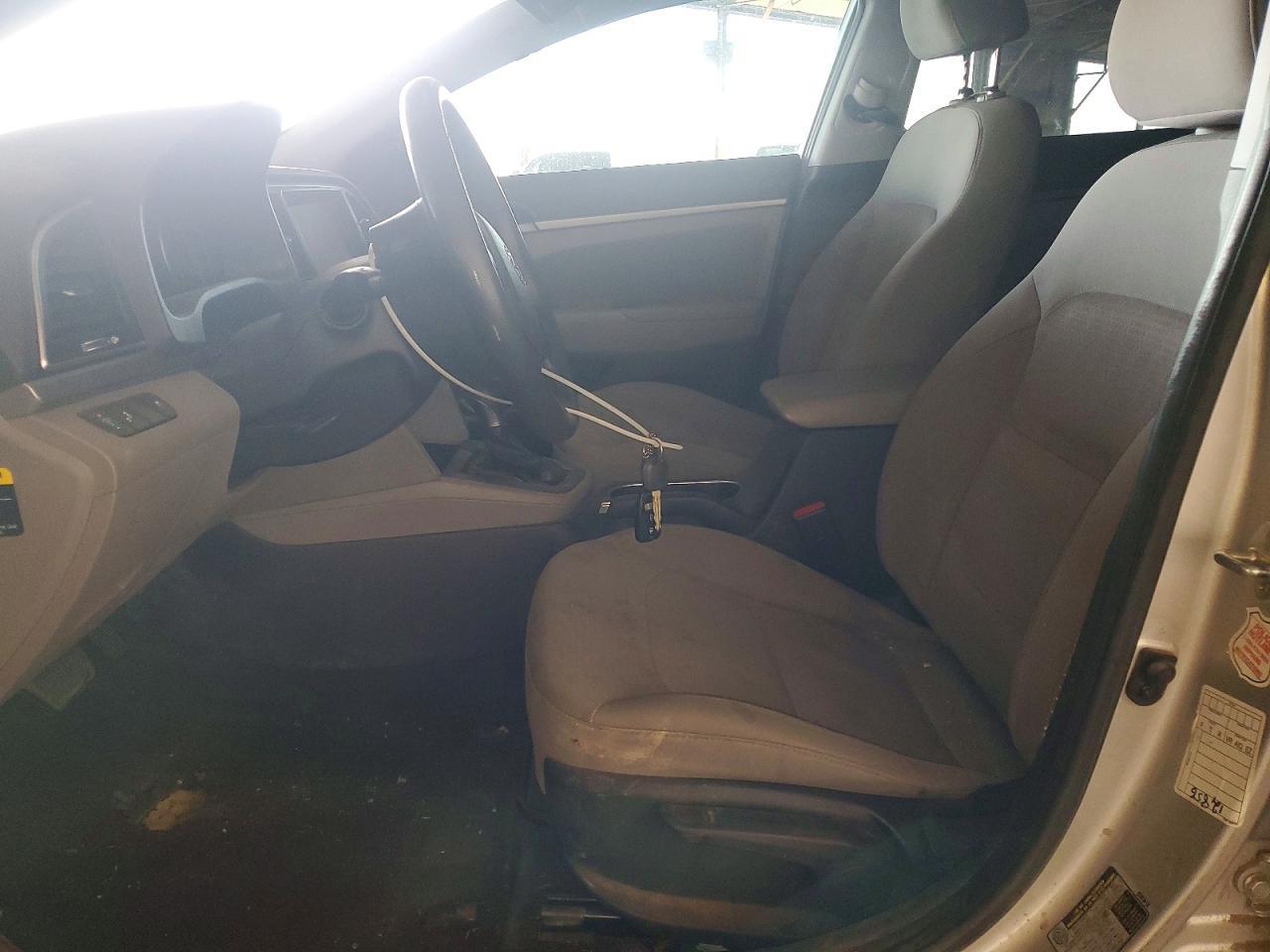 2018 Hyundai Elantra - Фото 7