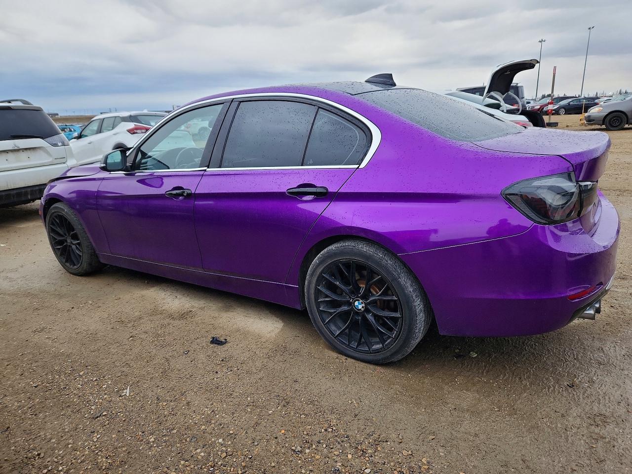 2014 BMW 328 Xi - Фото 2