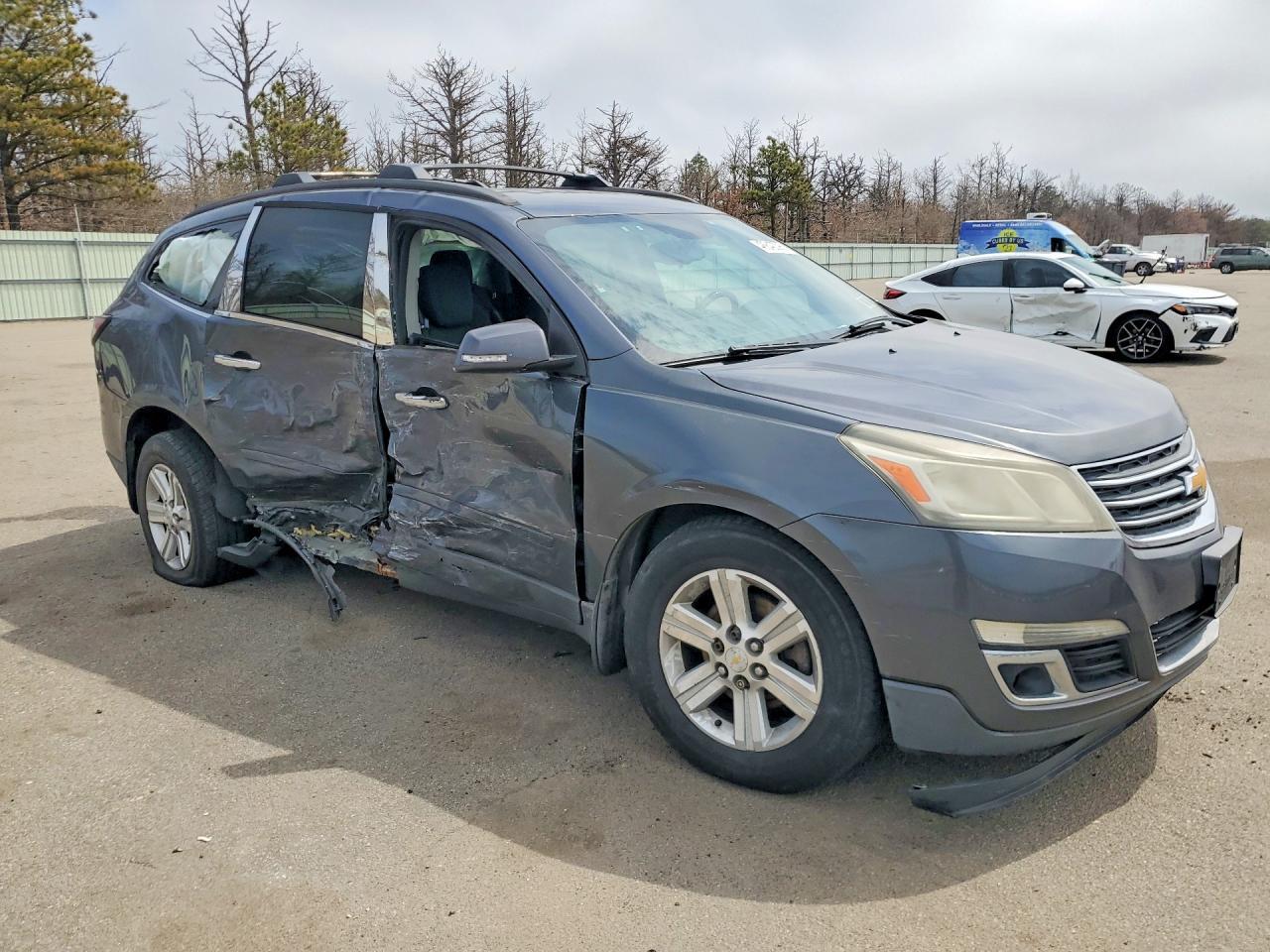 2013 Chevrolet Traverse Lt - Фото 4