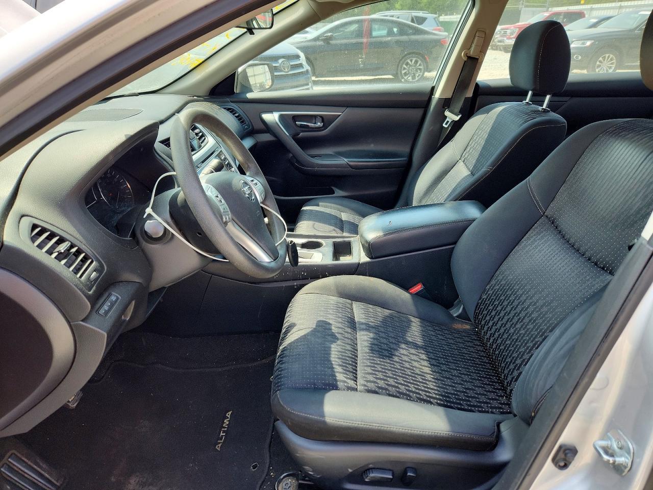 2016 Nissan Altima 2.5 S - Фото 7