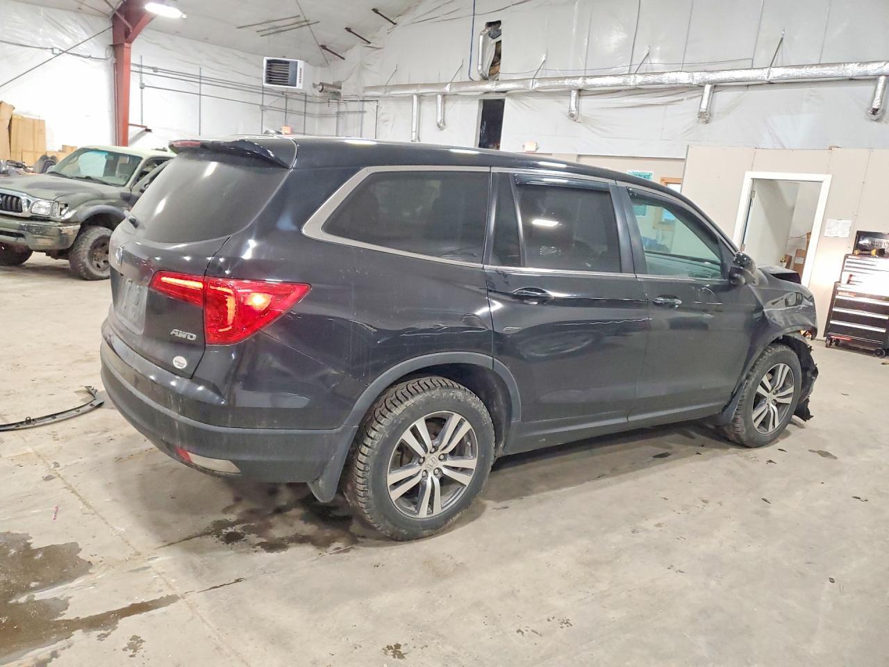 2018 Honda Pilot - Image 3