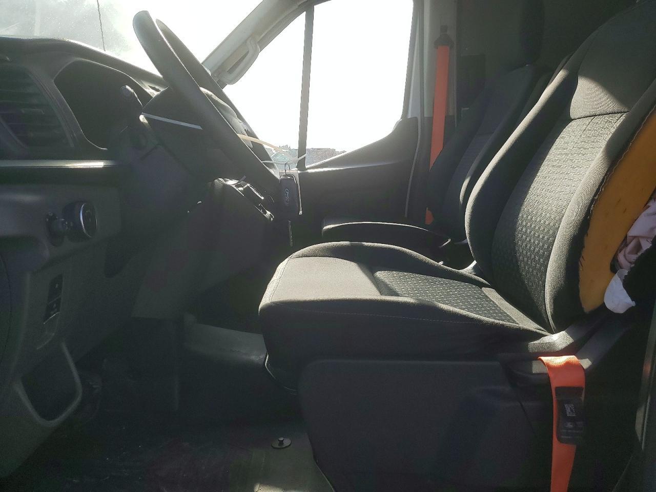 2022 Ford Transit 350 Delivery Van - Фото 7
