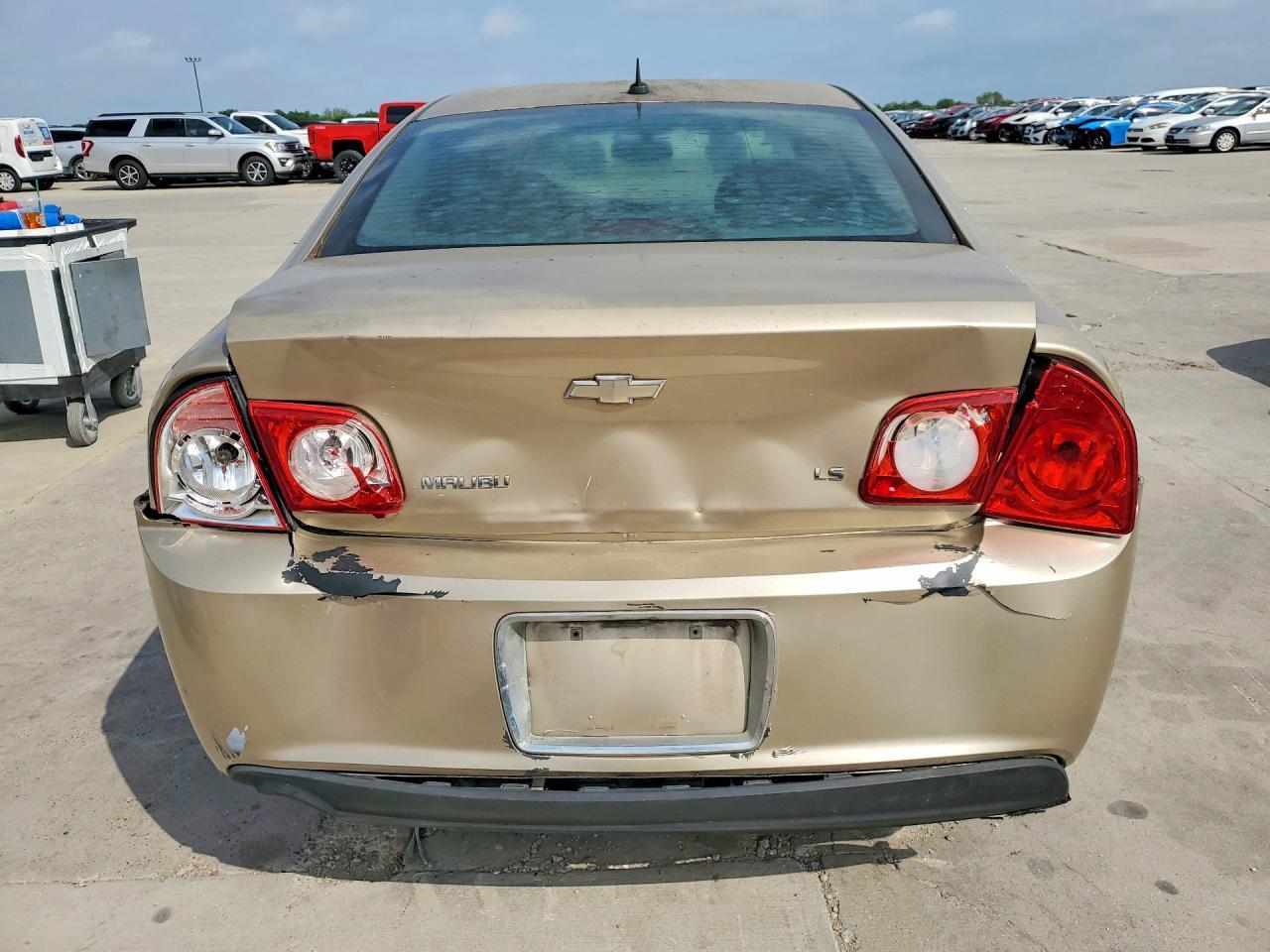 2008 Chevrolet Malibu Ls - Image 6