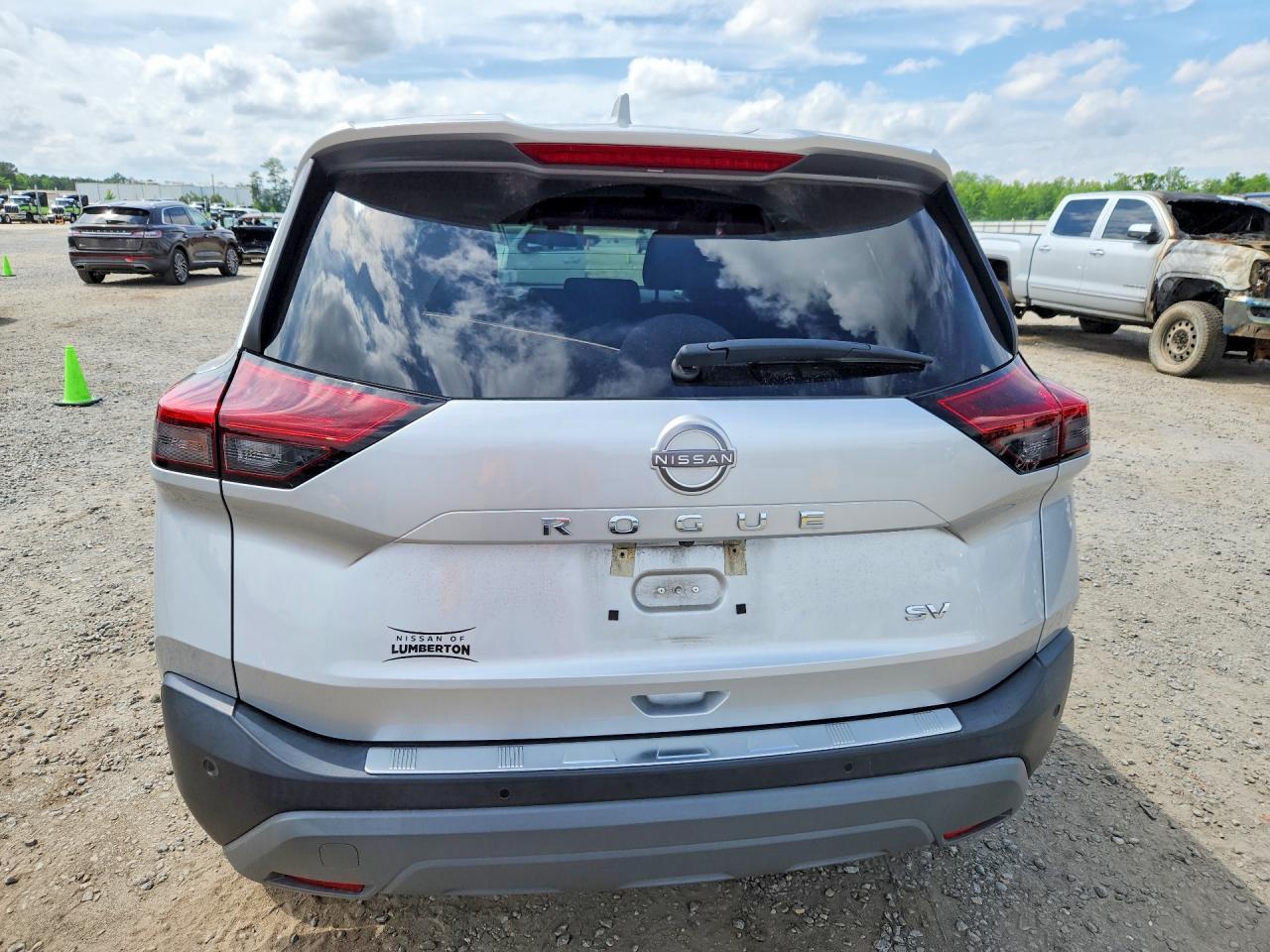 2023 Nissan Rogue Sv - Image 6