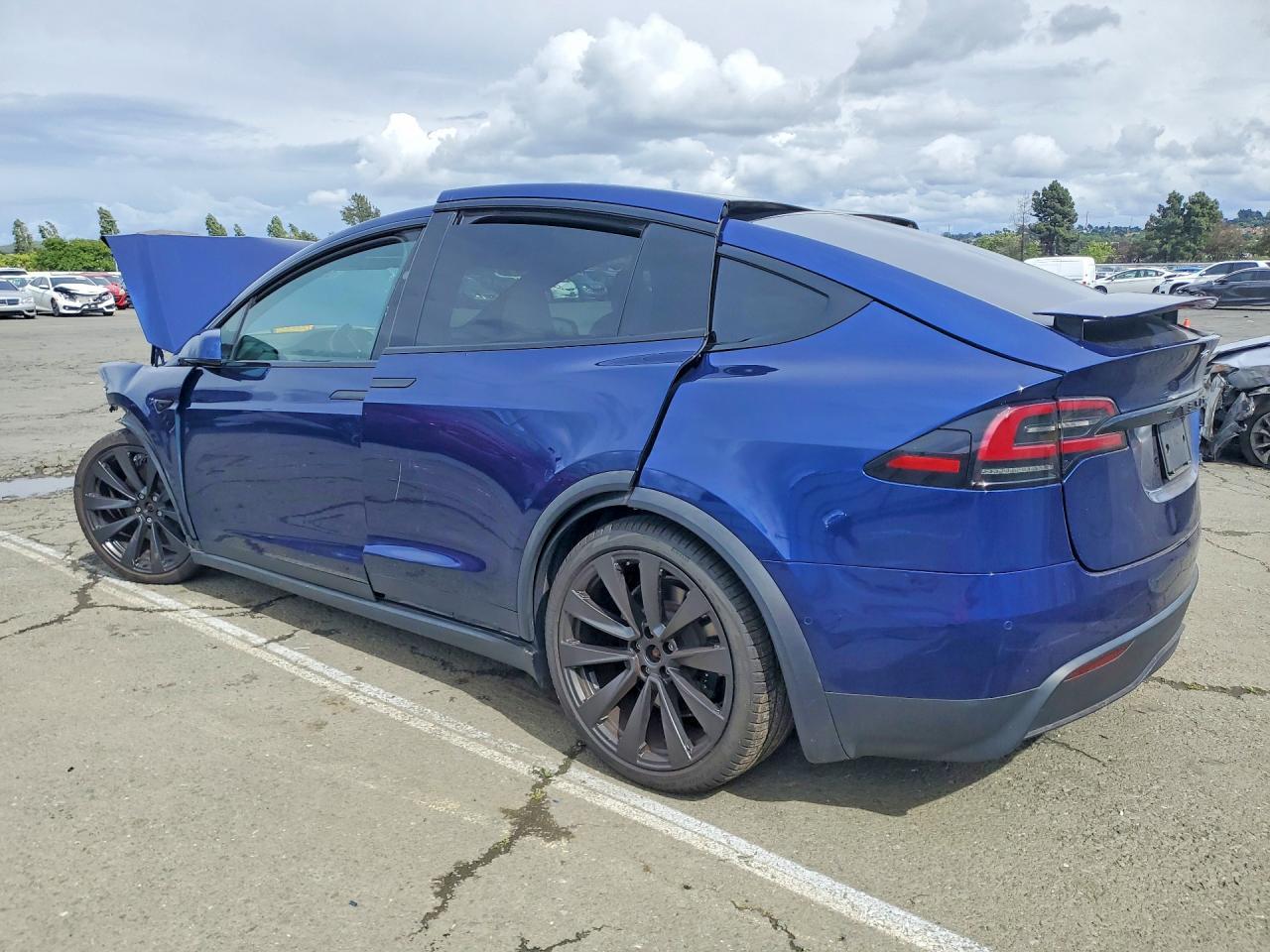 2023 Tesla Model X - Image 2