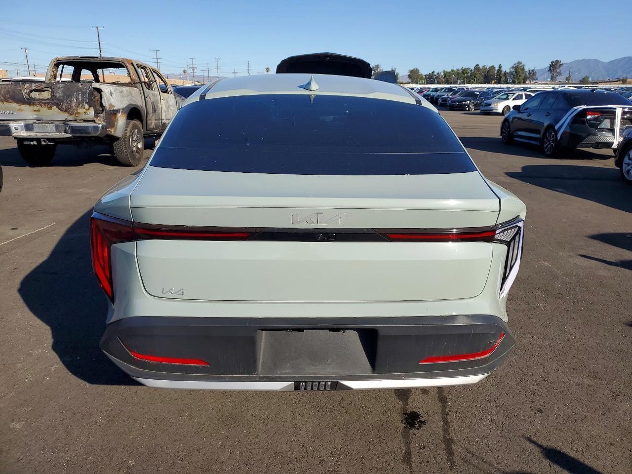2025 Kia K4 Ex - Фото 6