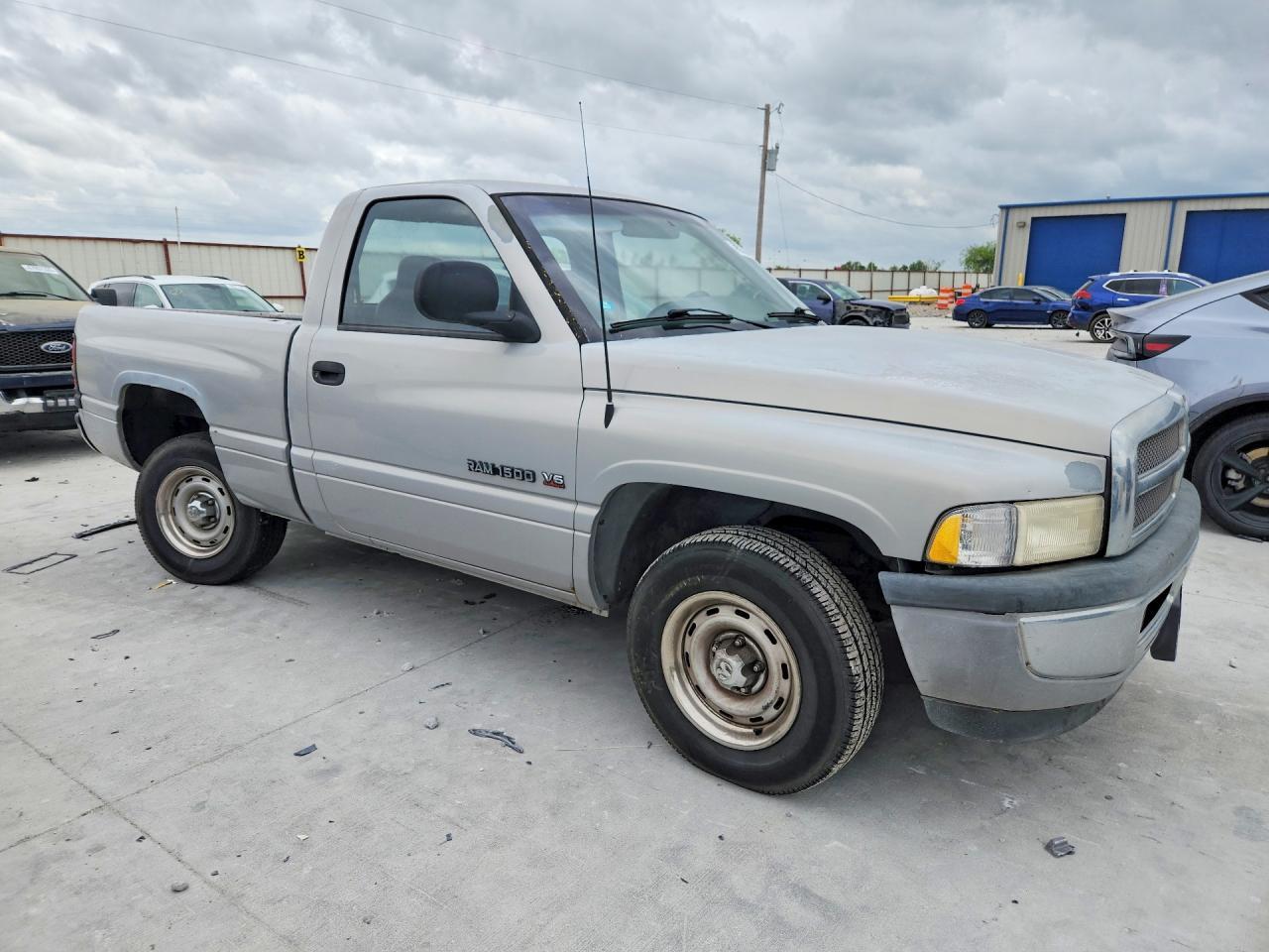 1998 Dodge Ram 1500 - Image 4