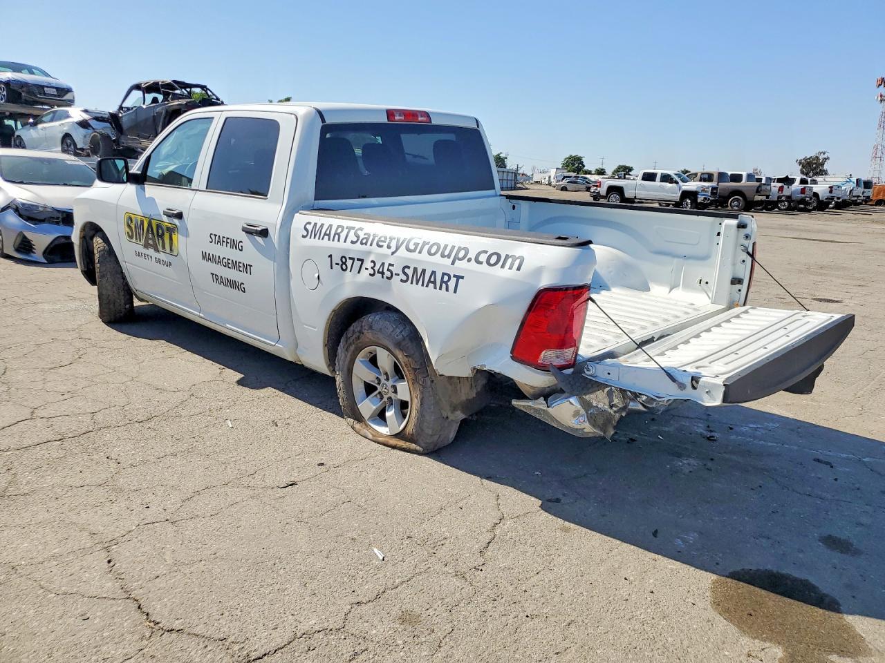 2022 Ram 1500 Classic Tradesman - Фото 2
