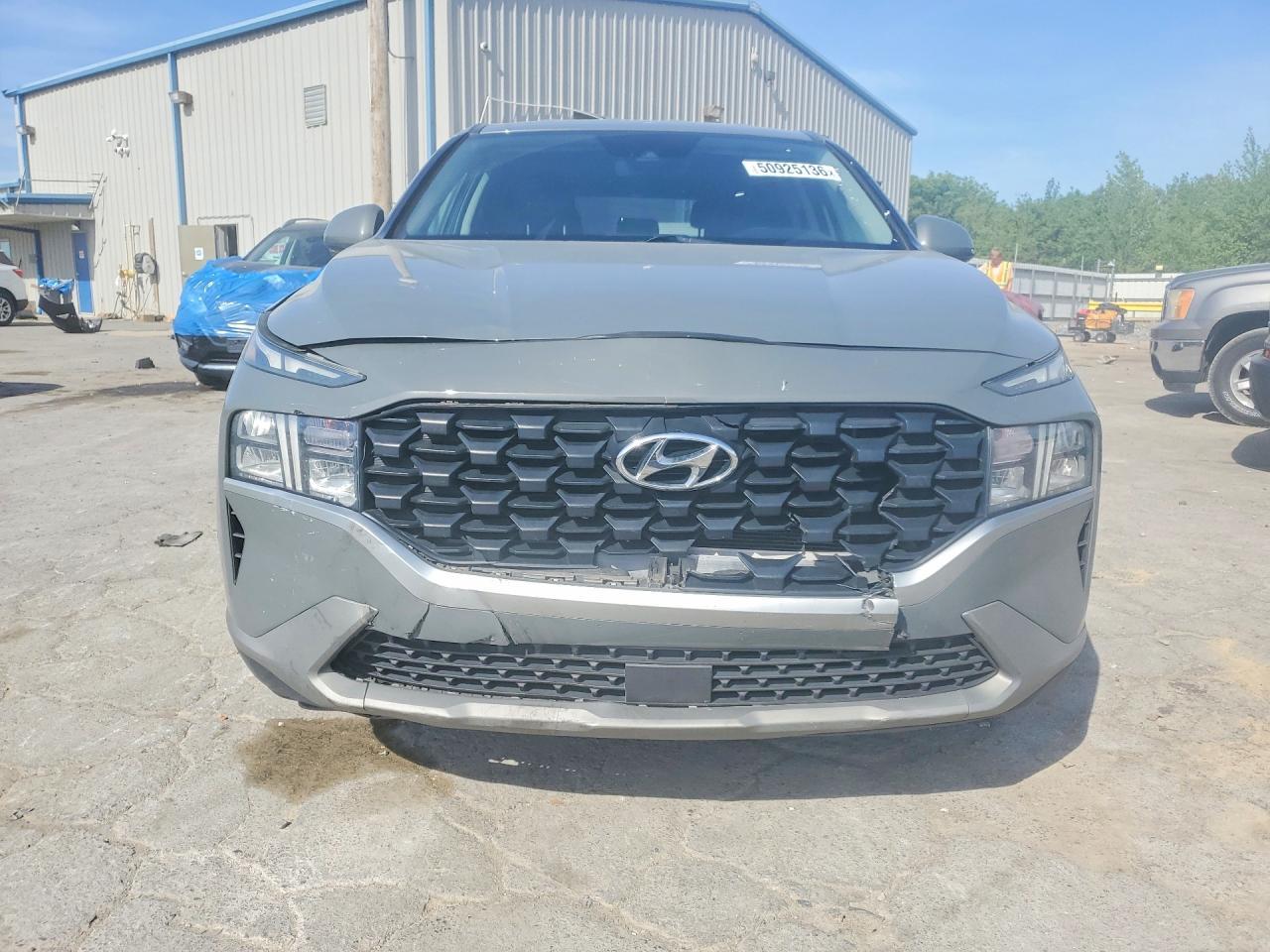 2022 Hyundai Santa Fe Se - Image 5