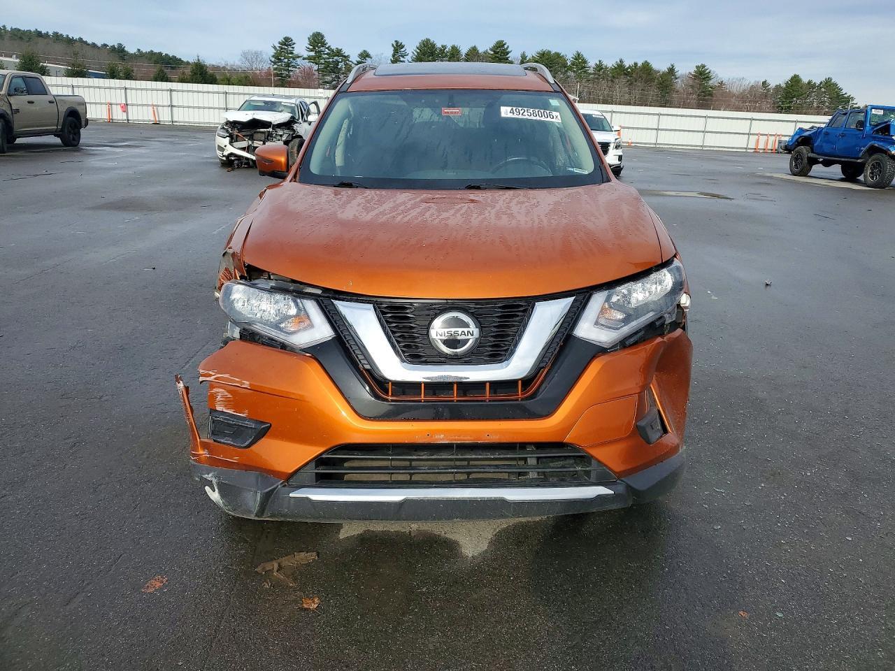 2018 Nissan Rogue Sv - Image 5