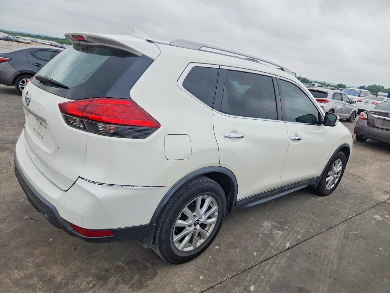 2017 Nissan Rogue Sv - Фото 3