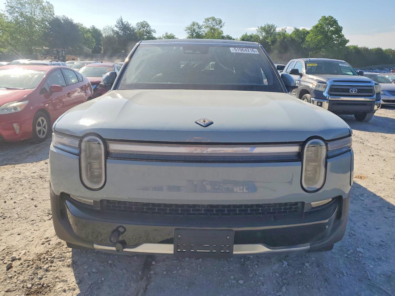 2025 Rivian R1S Adventure - Фото 5