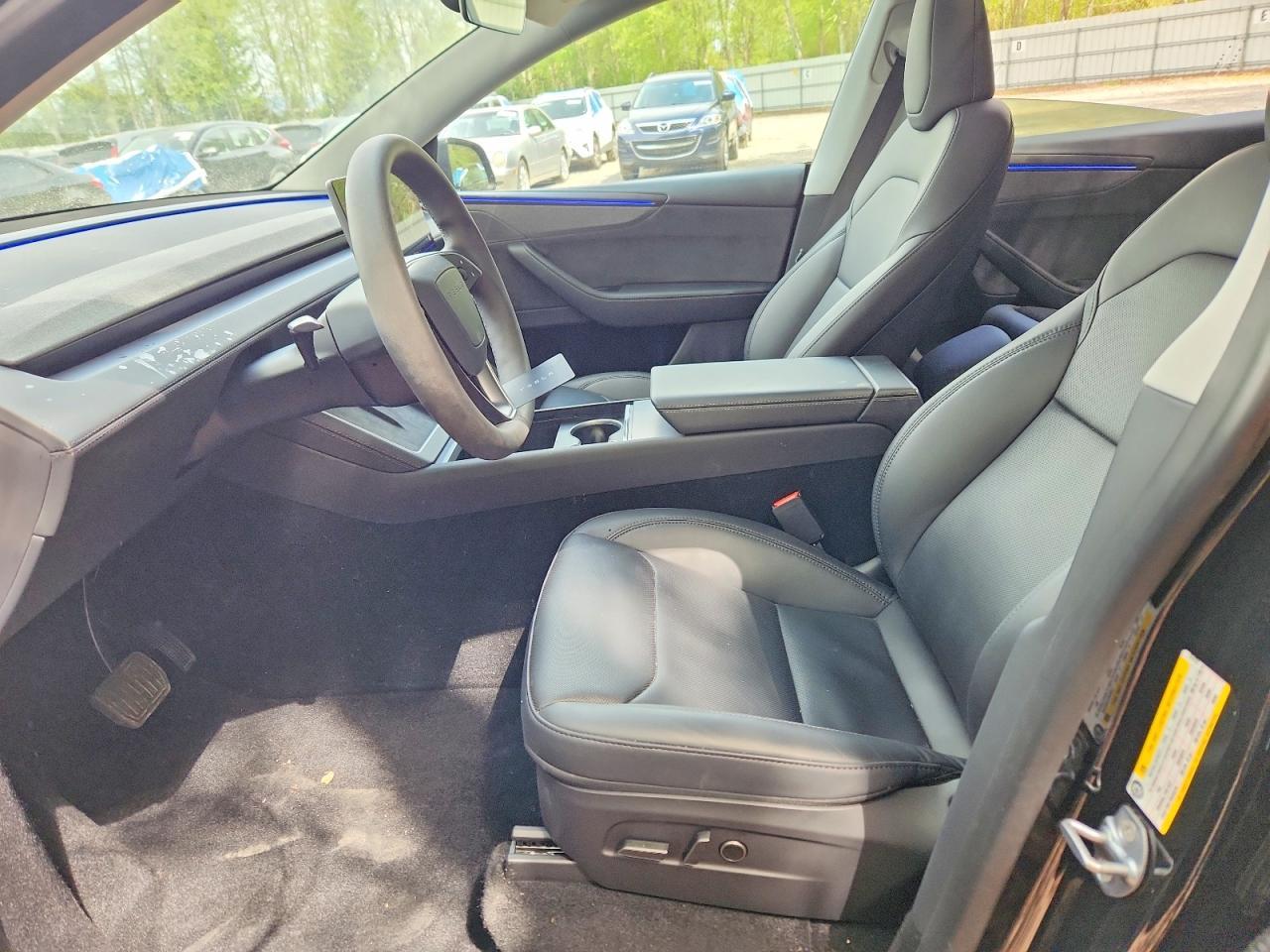 2026 Tesla Model Y - Фото 7