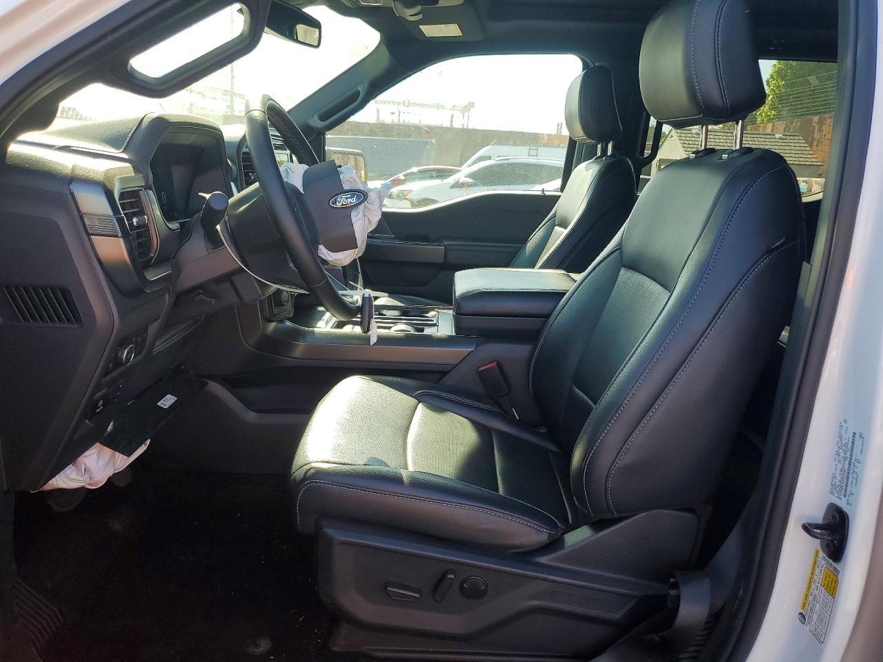 2025 Ford F150 Lariat - Image 7