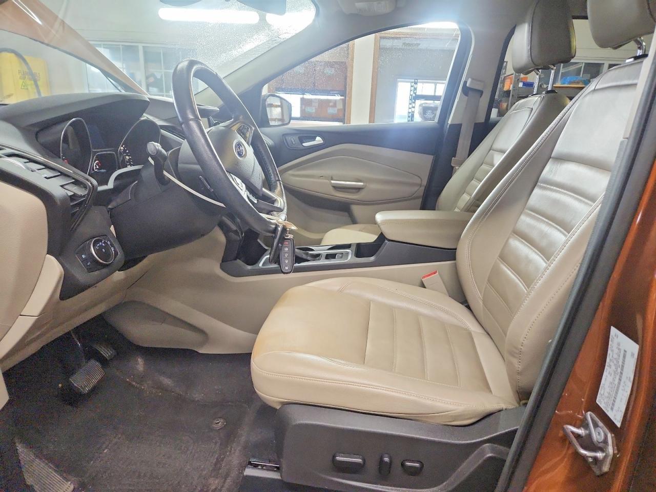 2017 Ford Escape Titanium - Image 7