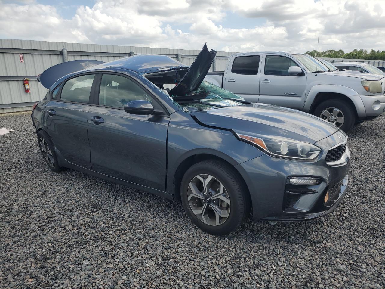 2020 Kia Forte Lxs - Фото 4
