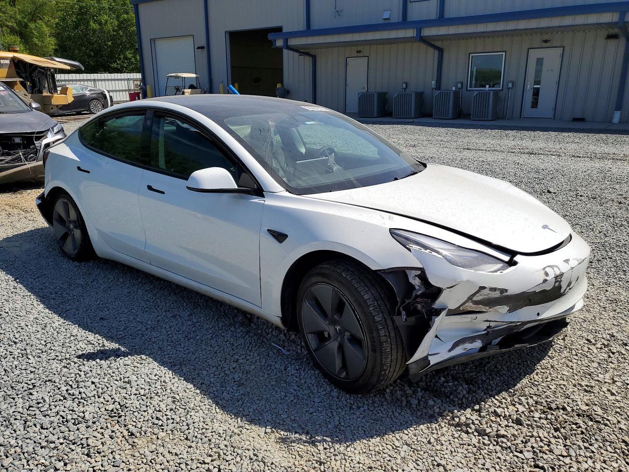 2021 Tesla Model 3 - Фото 4