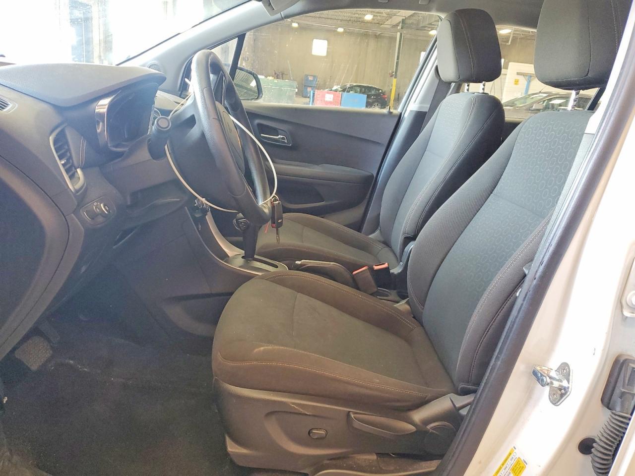 2018 Chevrolet Trax Ls - Image 7
