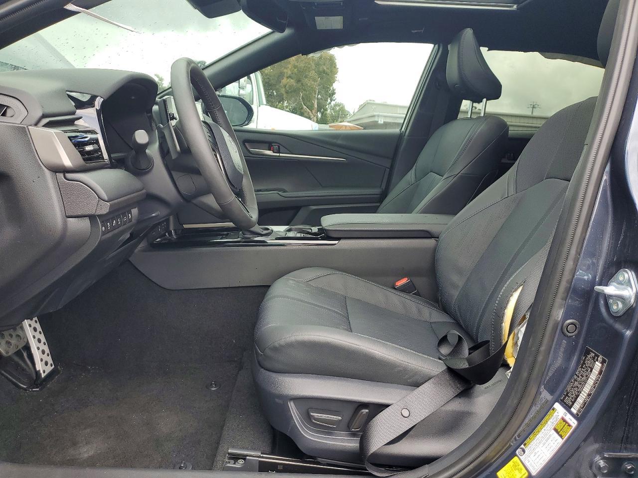 2026 Toyota Camry Xse - Image 7