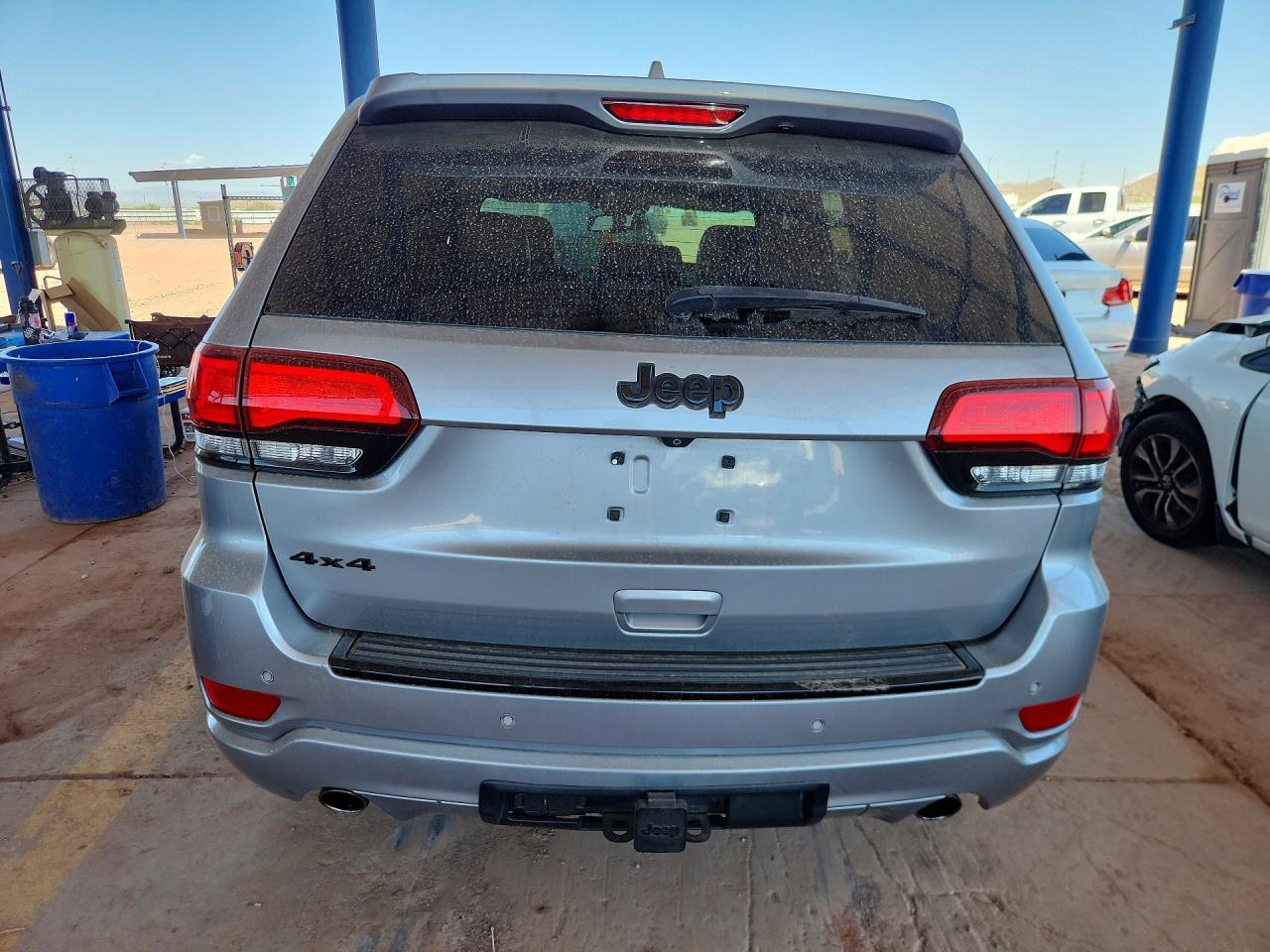 2015 Jeep Grand Cherokee Laredo - Image 6