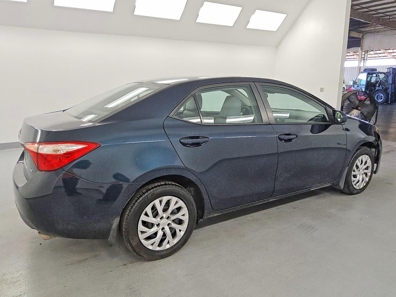 2018 Toyota Corolla Le - Image 3