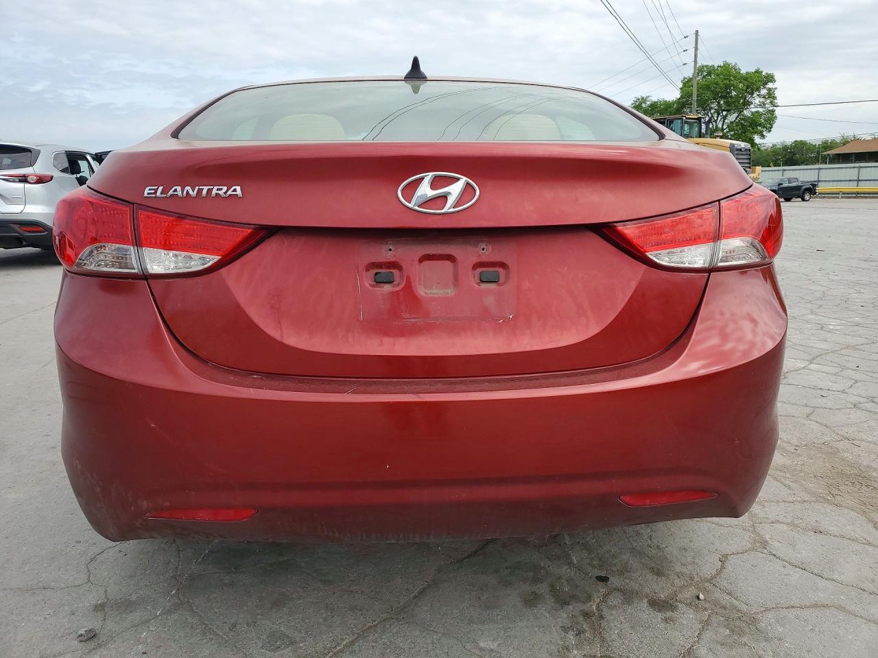 2013 Hyundai Elantra Gls - Фото 6