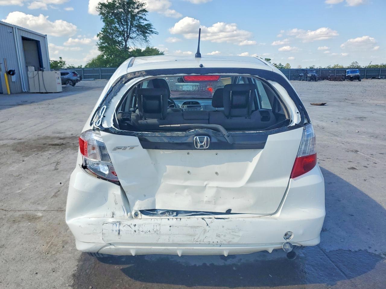 2013 Honda Fit - Фото 6