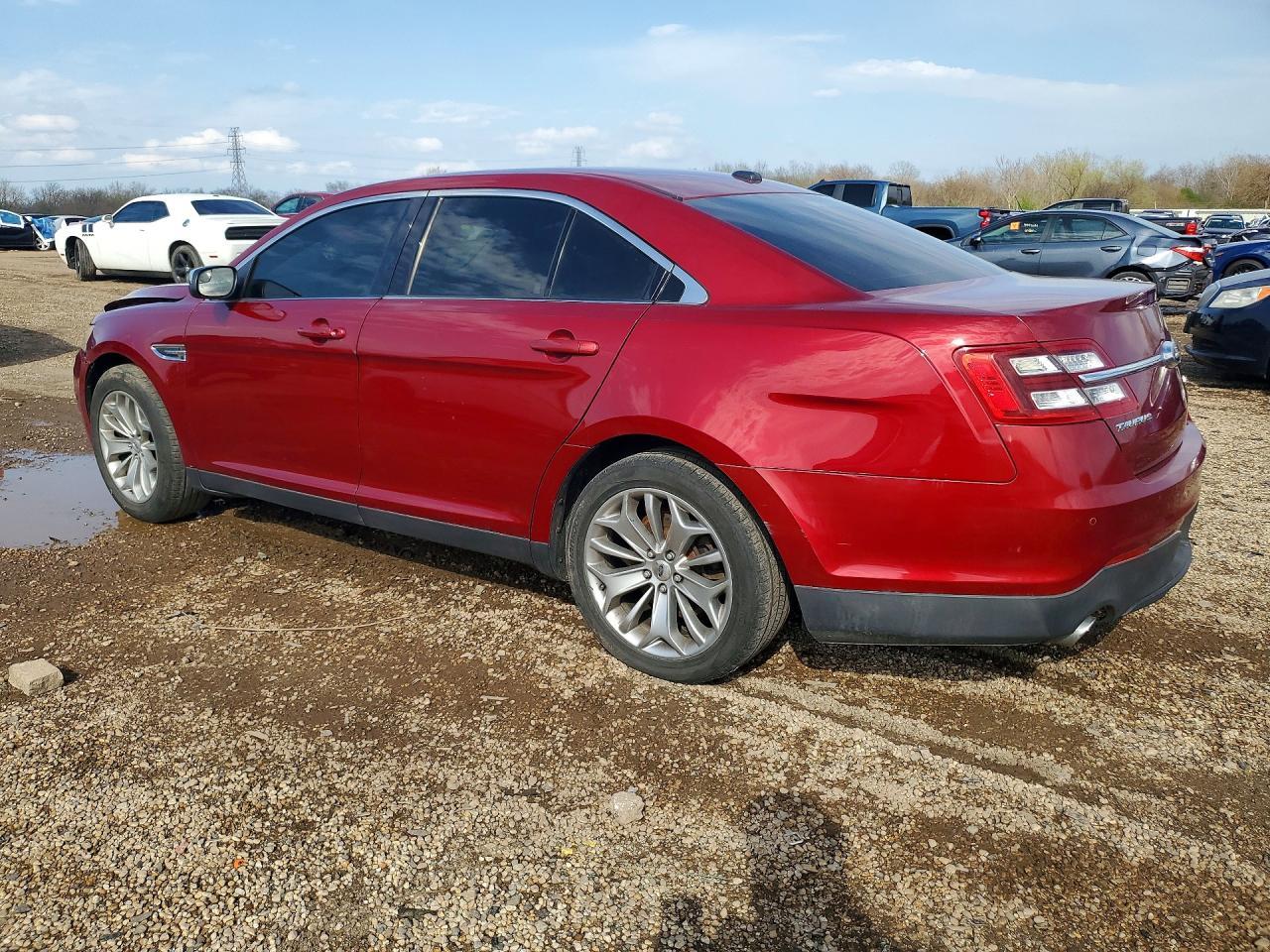 2014 Ford Taurus Limited - Image 2