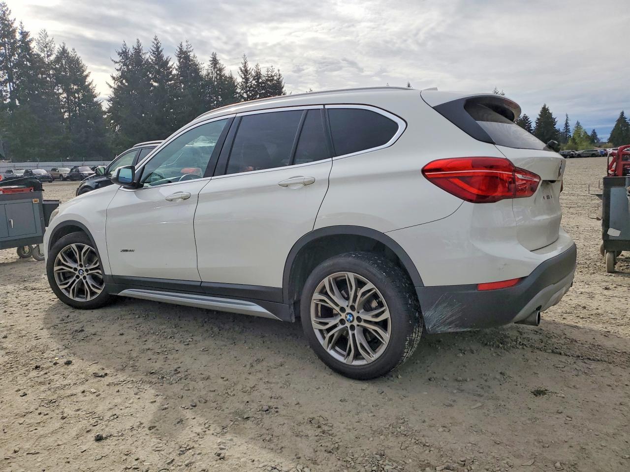 2016 BMW X1 xDrive28I - Image 2