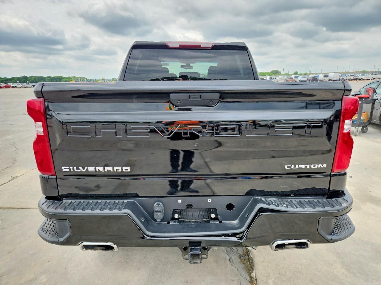 2021 Chevrolet Silverado K1500 Trail Boss Custom - Image 6