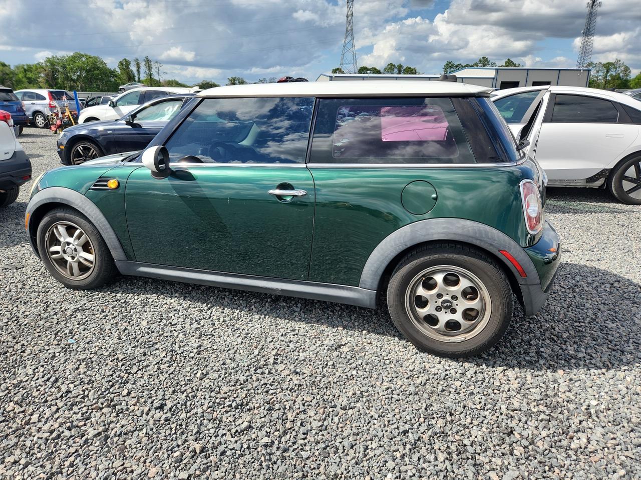 2011 Mini Cooper - Фото 2