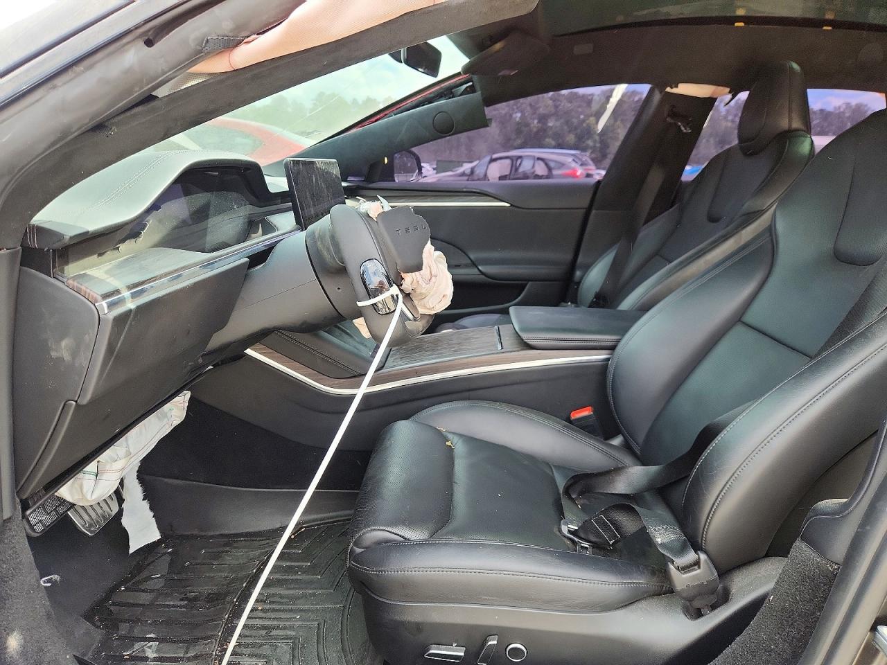 2021 Tesla Model S - Image 7